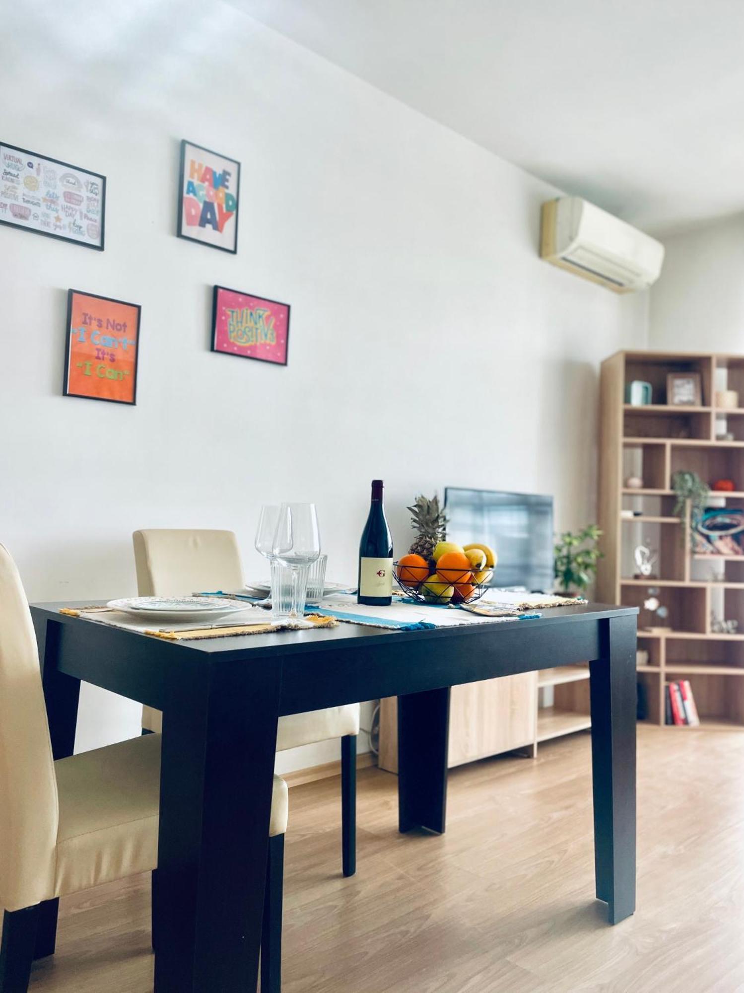 Апартамент Flowers Apartment Варна Екстериор снимка